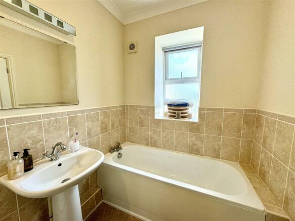 Bathroom.jpeg