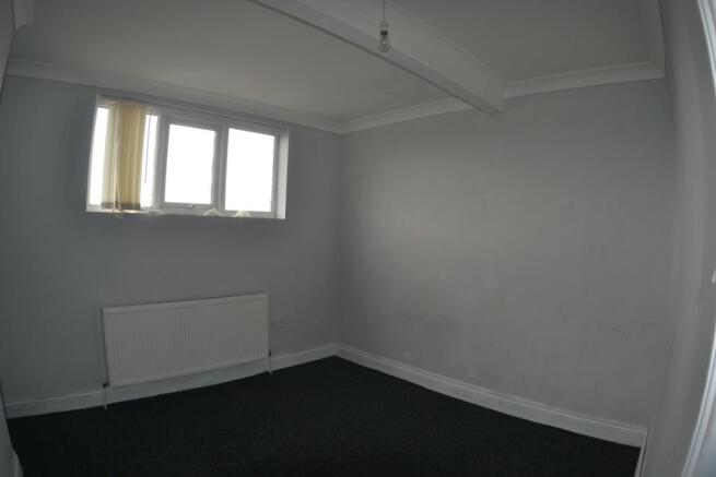 2 bed Flat to rent Image 6