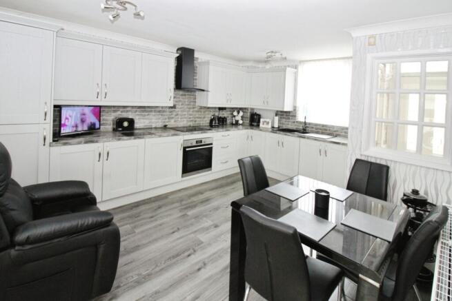 Fitted Dining Kitchen
