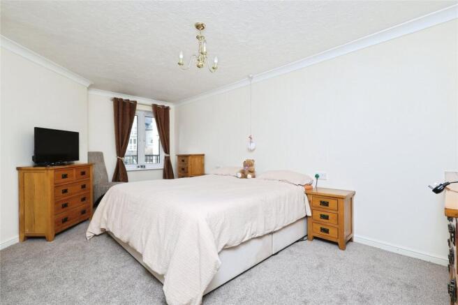 2 bed Apartment for sale Image 6