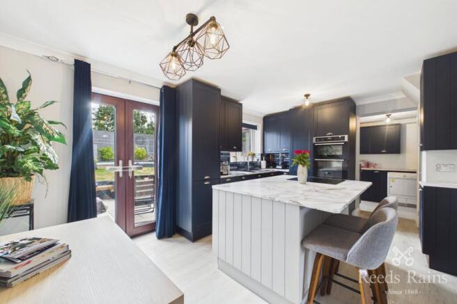 3 bed Detached for sale Image 10