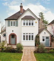 10, Alexandra Road, Malvern WR14 1HQ