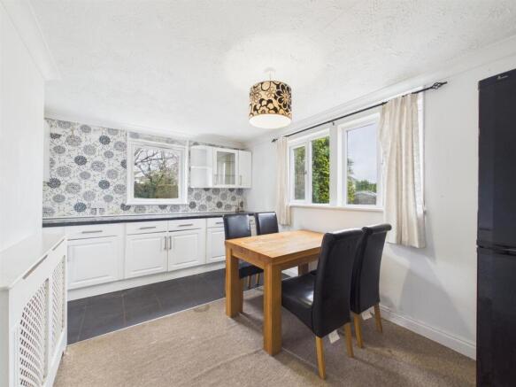 2 - Three bedroom house with large plot and rear p