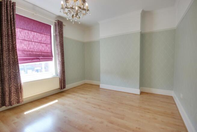 2 bed Terraced for sale Image 5