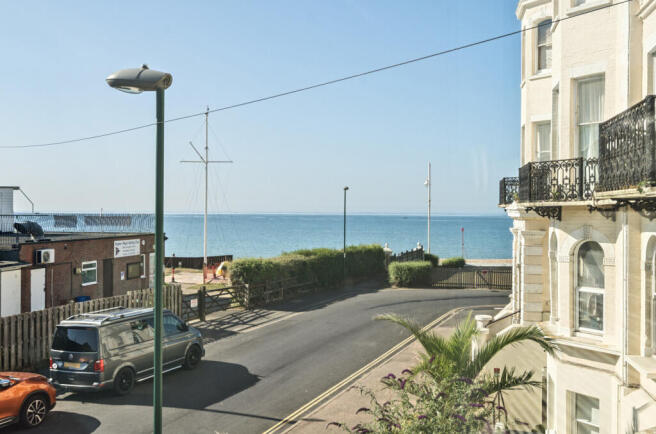 1312993-1-686f84e...