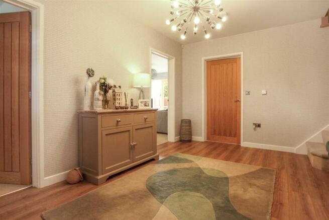 Entrance Hallway.jpg