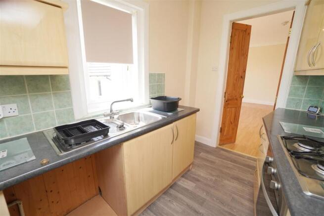 kitchen1.jpg