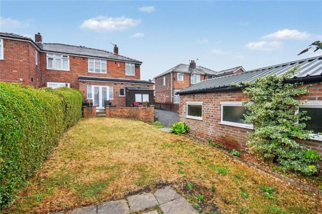 3 bed Semi-Detached for sale Image 8