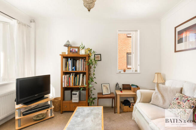 Lindfield Drive, Hailsham photo 4