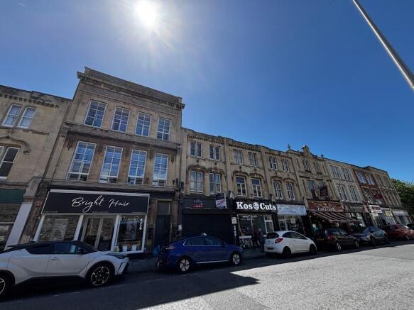 Bright high street location near local shops...