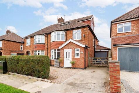 Penyghent Avenue, York, YO31