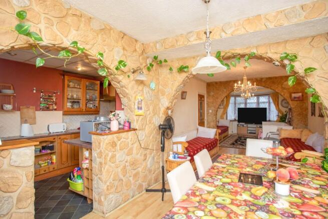 Kitchen/breakfast ro