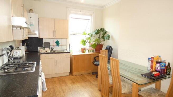 5 bed Terraced for sale Image 12