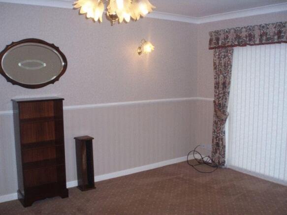 LOUNGE 1