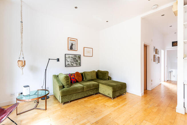 GOSI - Flat 2, 35 Monnery Rd, N19 5SA-3.jpg