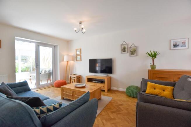 # Living Room.jpg