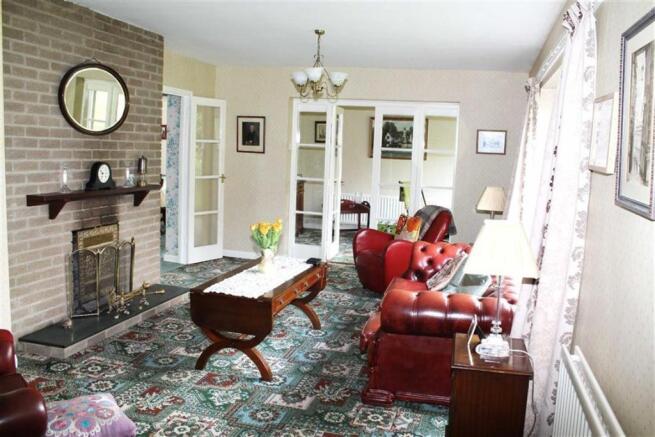 Spacious Lounge