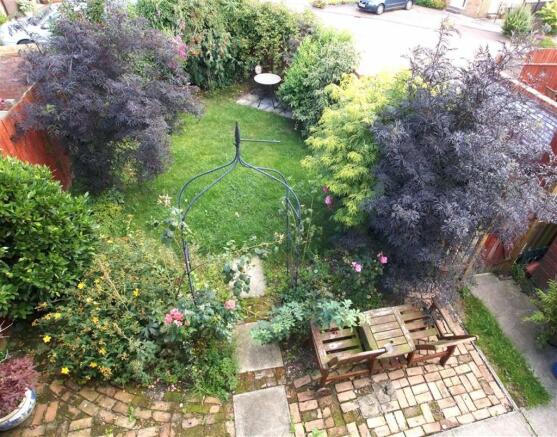 Photo 9