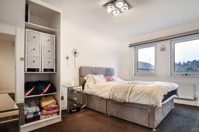 Bedroom 1 (Double)