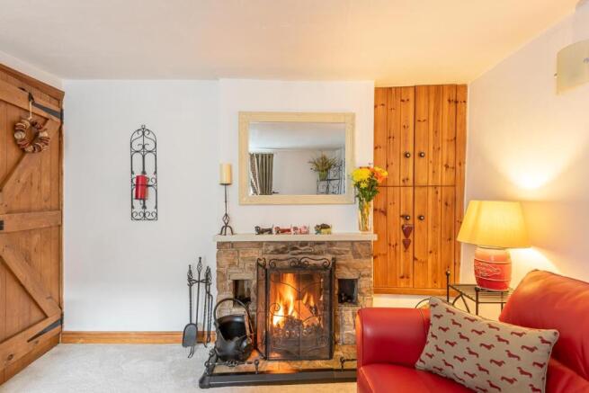 SITTING ROOM