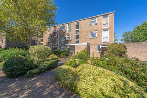 Harrowdene Gardens, Teddington, TW11