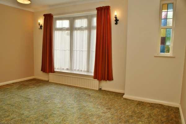 Dining Room/Bedroom 3