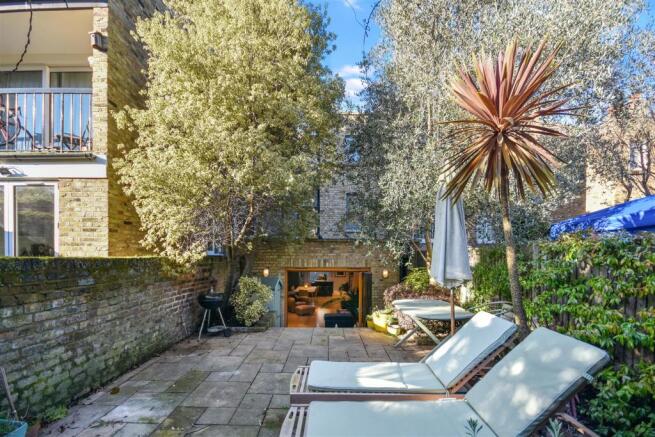 Masbro Road - Garden.JPG