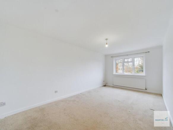 CAM03394G0-PR0047...