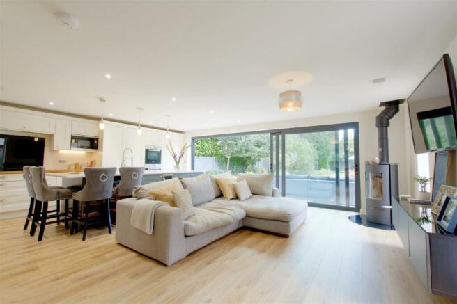 Dining/Living Kitchen