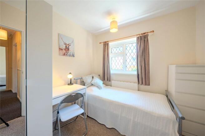 4 bed Semi-Detached for sale Image 9