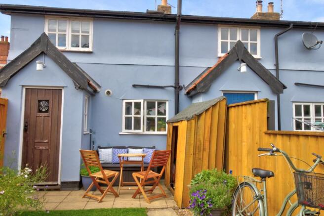Rear Garden2