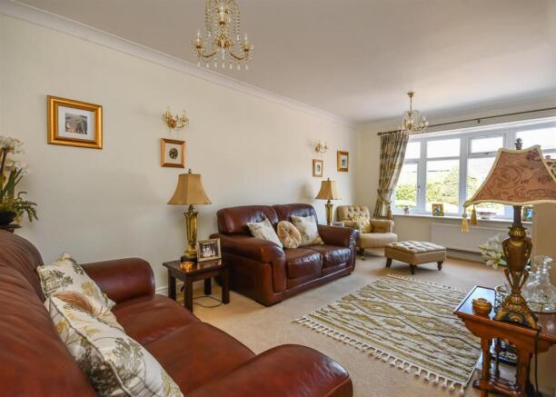 Connaught Drive, Wombourne, Wolverhampton photo 4
