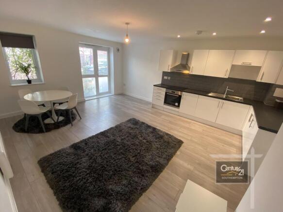 LOUNGE & KITCHEN