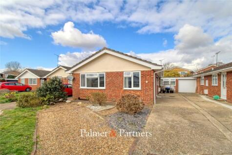 Poplar Grove, Burnham-on-Crouch, Essex, CM0