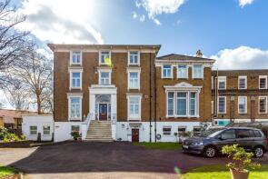 La Retraite Catholic School For Girls, Atkins Road, London SW12 0AB