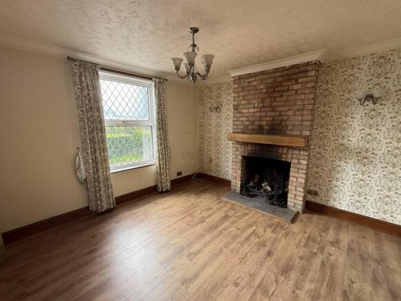 2 Medium T202603311647.jpeg