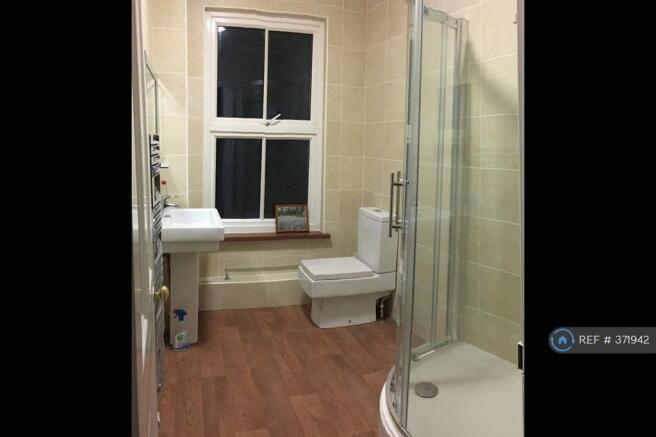 Toilet / Shower Room 1