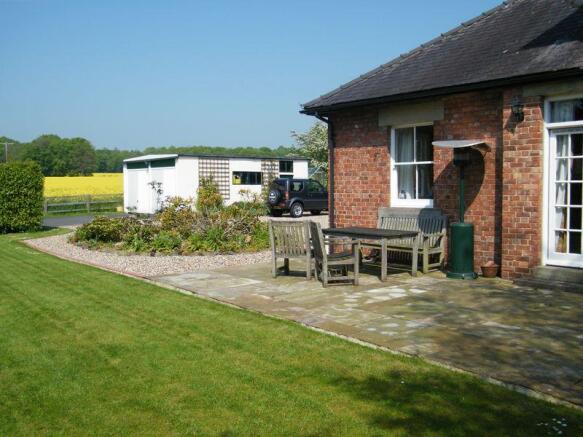 garage