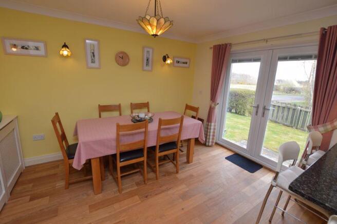 Dining kitchen