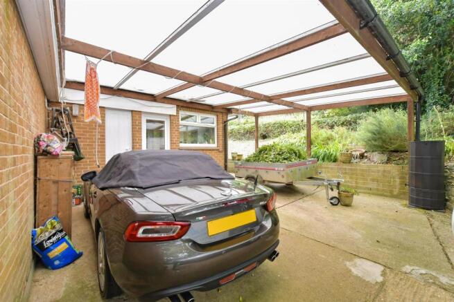 Driveway/Parking