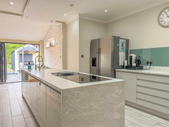 Grasmere Crescent - Image-37.jpg