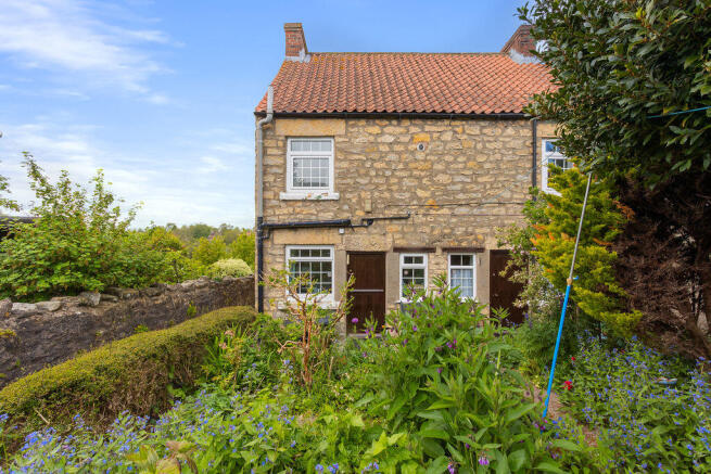 3 bed Terraced for sale Image 10