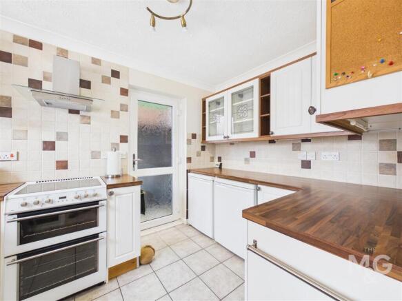 Meadow Way, Barrow, Bury St. Edmunds photo 4