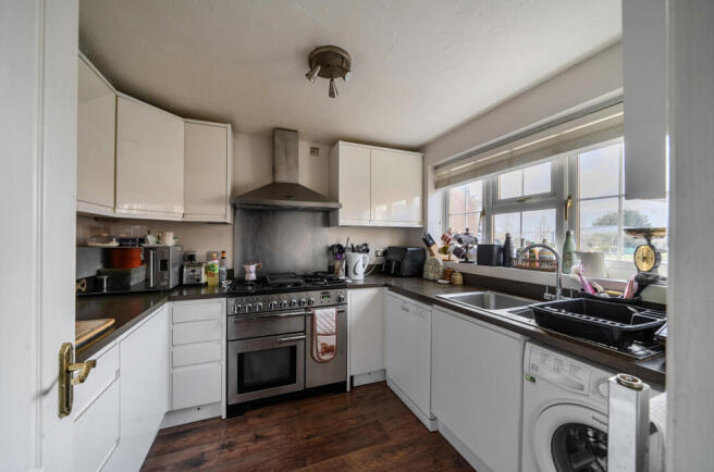 1421192-1-699f267...