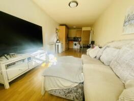 20, Brackendale Court, Brackendale, Bradford BD10 0AG