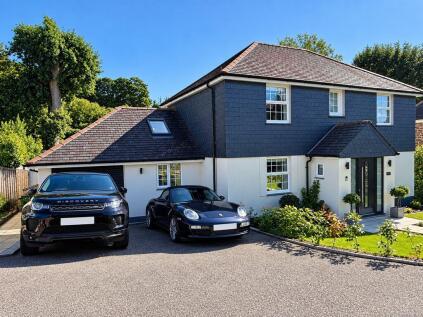 Grenville Meadows, Lostwithiel