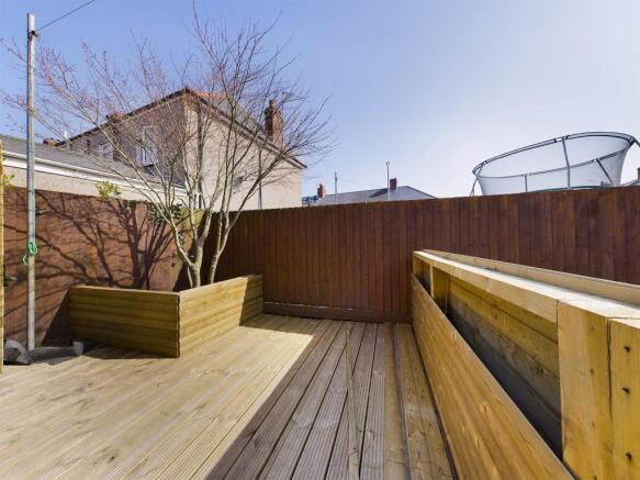 Deckin 