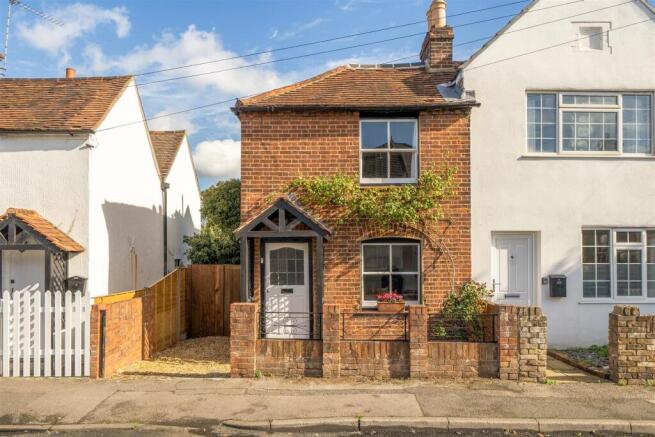 3-bed semi-detached on Westborough Road, Boyn Hill, Maidenhead, SL6, £420,000