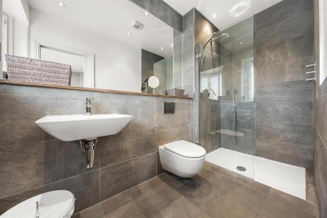 En Suite Shower Room