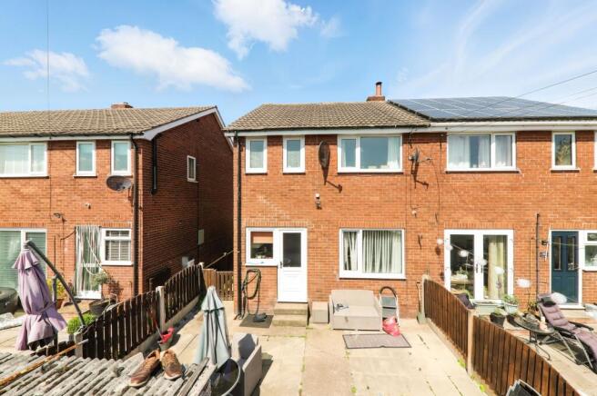 3 bed Semi-Detached for sale Image 10